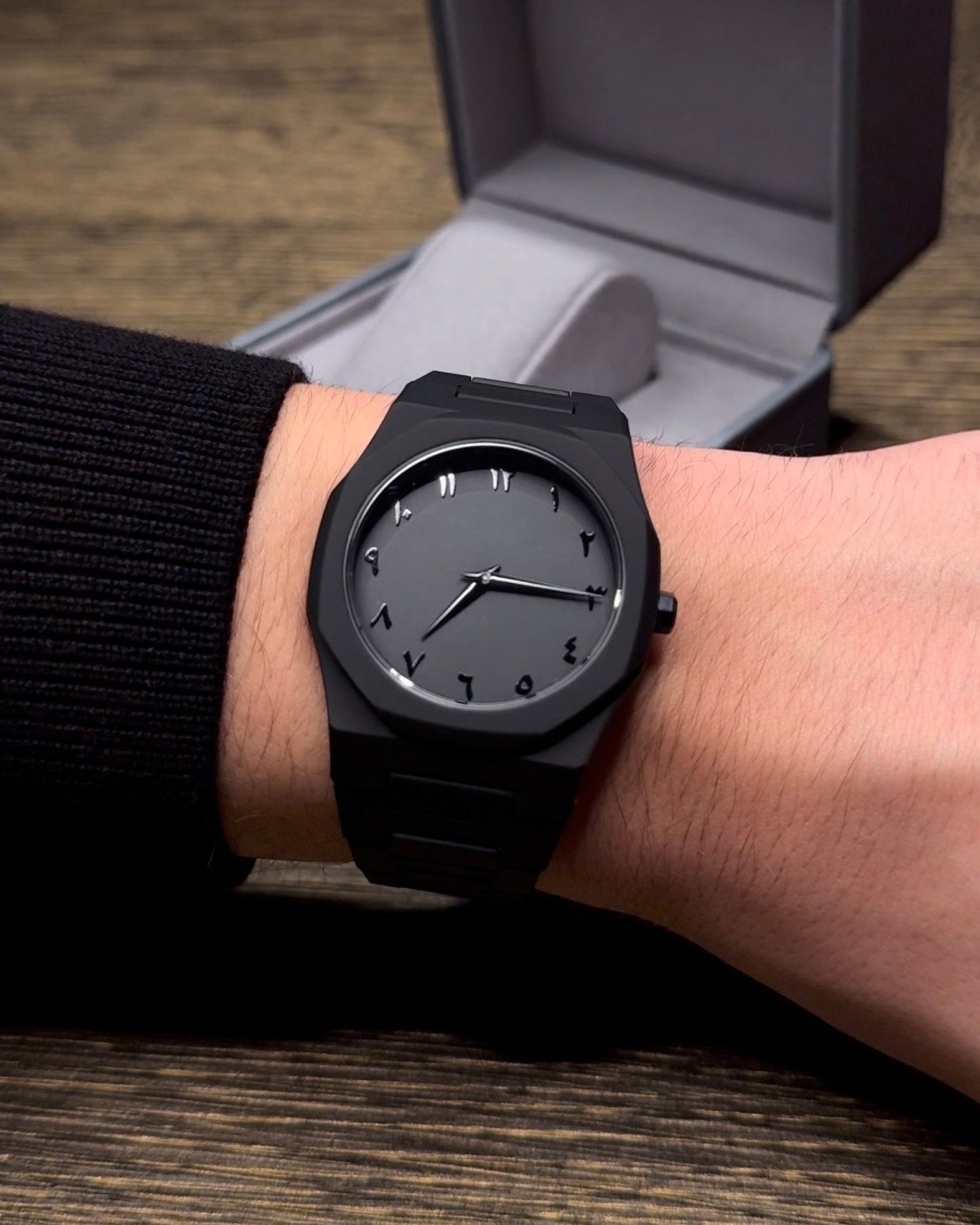 Stainless Steel Arabic Watch – Timeless Elegance Meets Modern Design